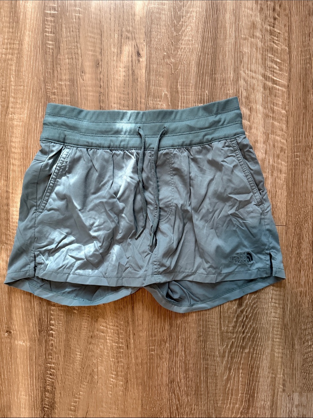 NORTH FACE Drawstring Shorts - Picture 3 of 5